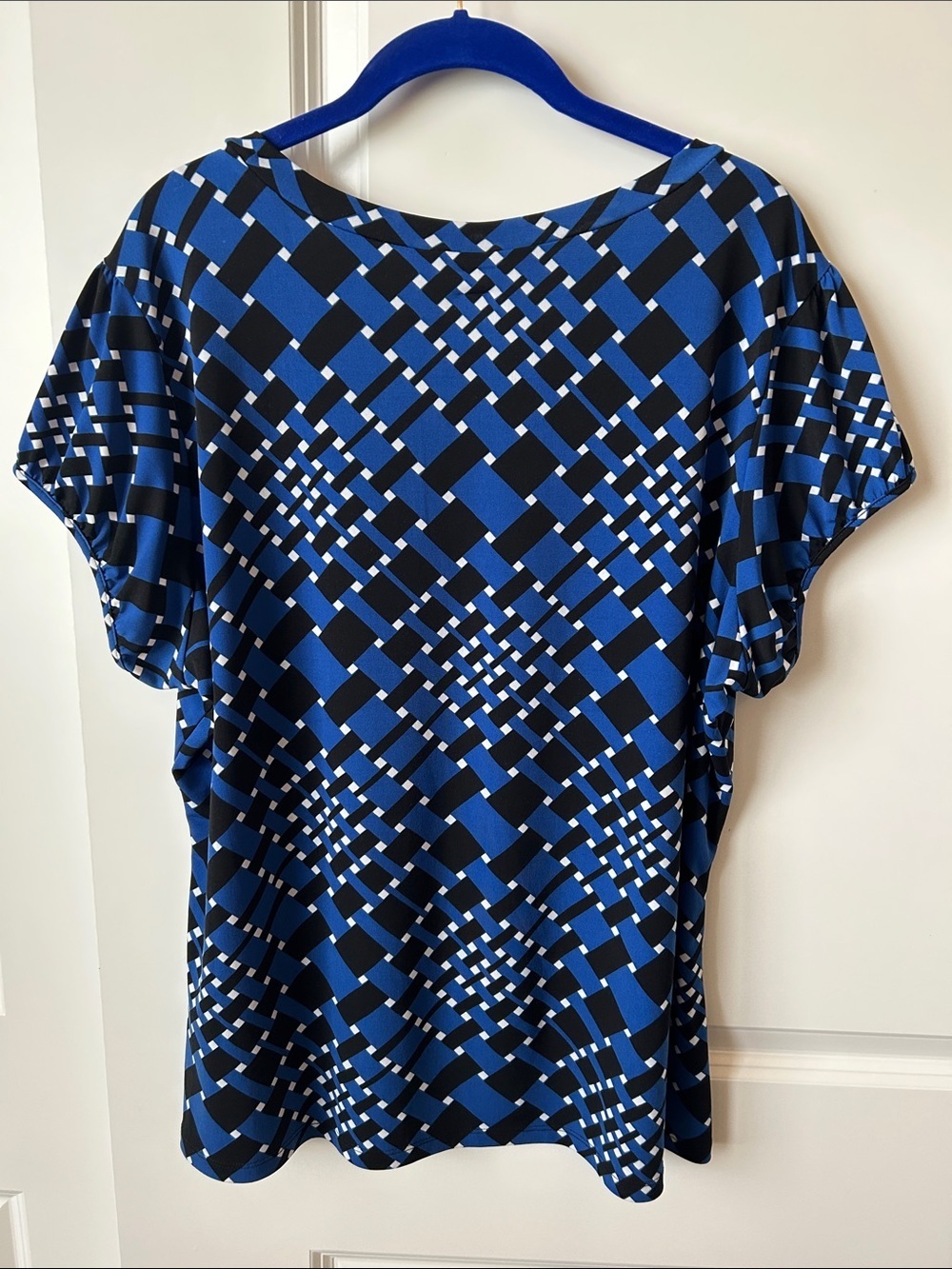 Worthington Blue Geometric Scoop Neck Top 2X - Picture 4 of 7